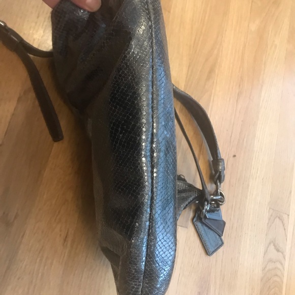 Coach embossed python snake skin shoulder bag. - Picture 11 of 13